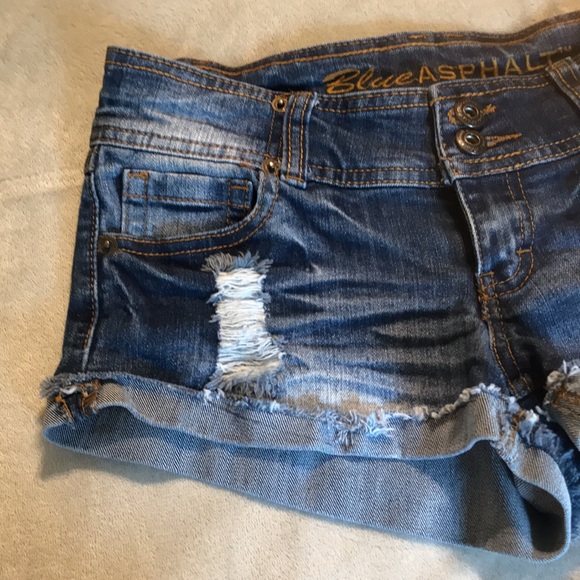 Blue Asphalt Denim Distressed Shorts Size 0 - Picture 4 of 6